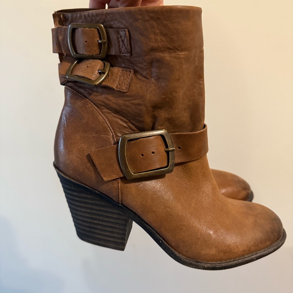 Lucky Brand Tan Heeled Boots with Buckles